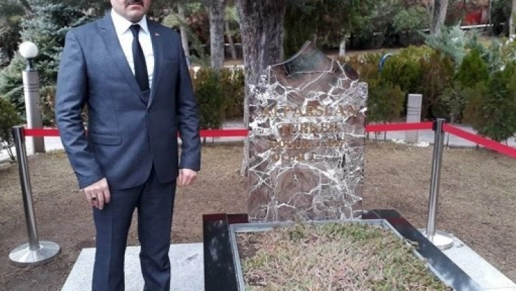 Alparslan Türkeş'in 21. Öölüm Yıldönümü