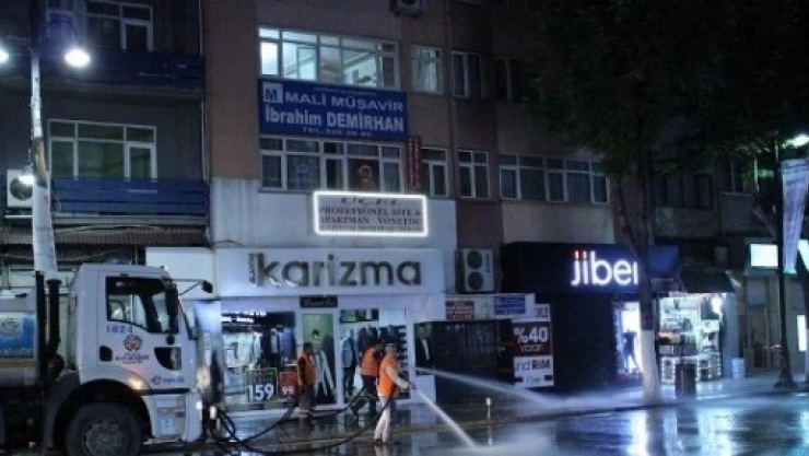 Ana Arterler, Deterjanlı Suyla Yıkanıyor