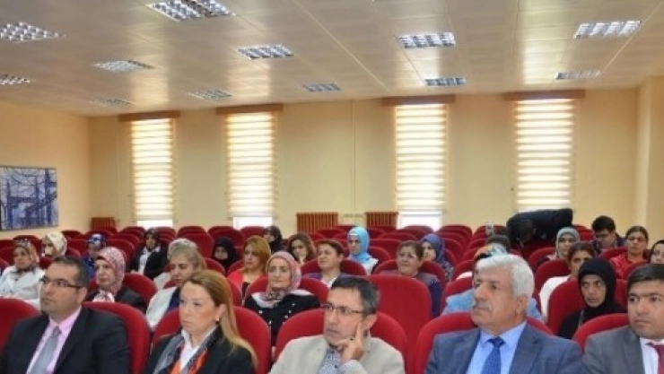 Anne Üniversitesi'nde Yeni Dönem Eğitimleri Başladı