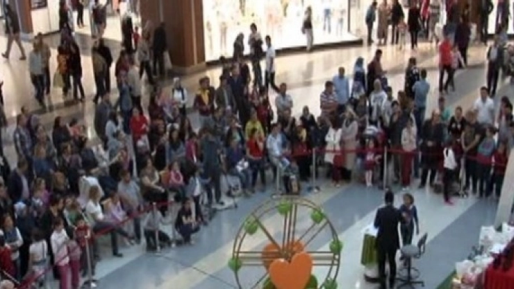 Anneler Gününe Özel 118 Hediye Dağıtıldı