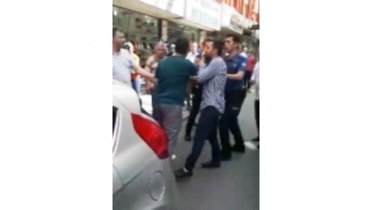 Sürücü Polisi Çileden Çıkardı