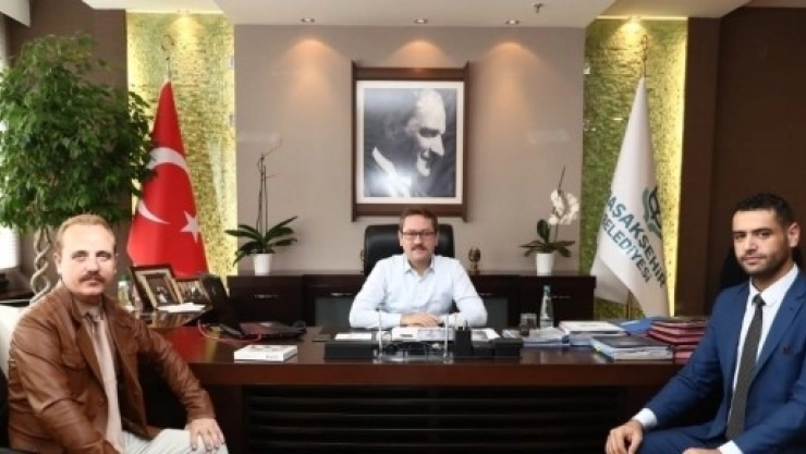 Arafta Kalanlar Filmine Bir Destek Daha