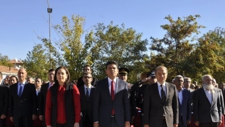 Arguvan'da 29 Ekim Coşkusu