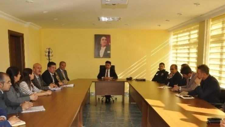 Arguvan'da Okul Sağlığı Ve Güvenliği Toplantısı