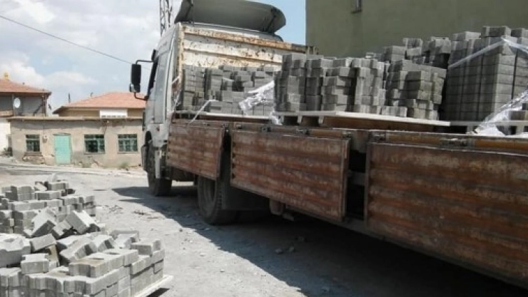 Arguvan'da Parke Taşı Döşeme Çalışmaları