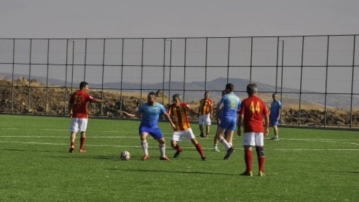 Arguvan'da Şöhretler Özel Maçta Buluştu