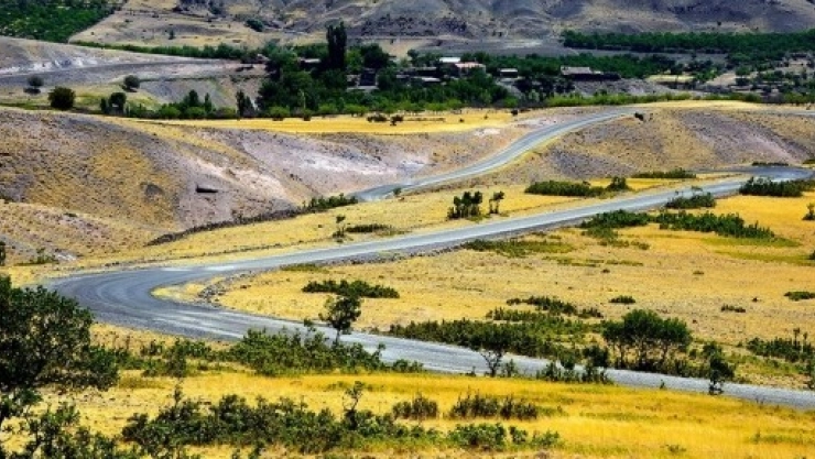 Arguvan'ın Yol Sorunu Çözülüyor