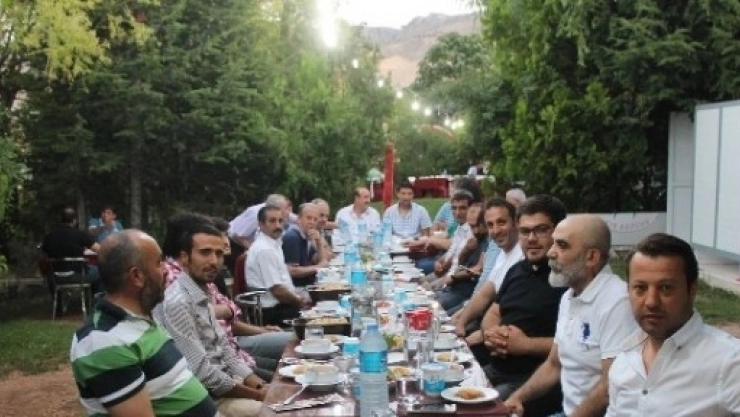 Spor Camiasına İftar