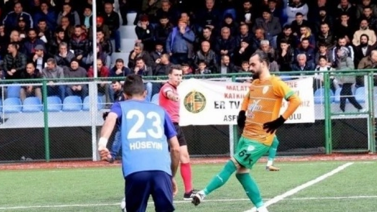 Atmaca Yeşilyurt Belediyespor'u zirveye taşıdı