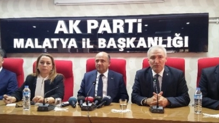 Bakan Işık AK Parti Malatya İl Başkanlığını Ziyaret Etti