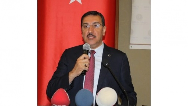 'Türkiye Bir Ve Beraber Olarak Kalkınsın İstiyoruz'