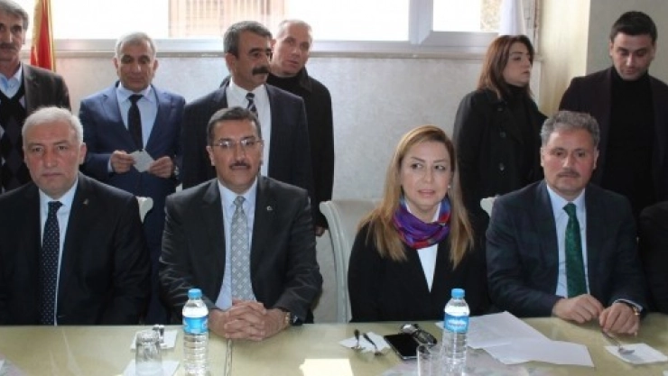 Bakan Tüfenkci Köy Korucuları İle Bir Araya Geldi