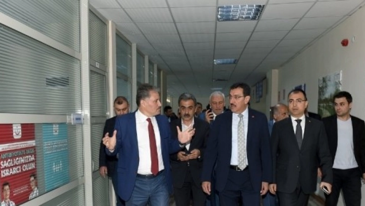 'İftihar Edilecek Bir Merkez'