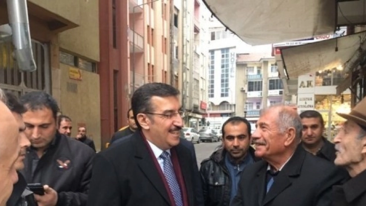 Bakan Tüfenkci'den Esnaf Ziyareti