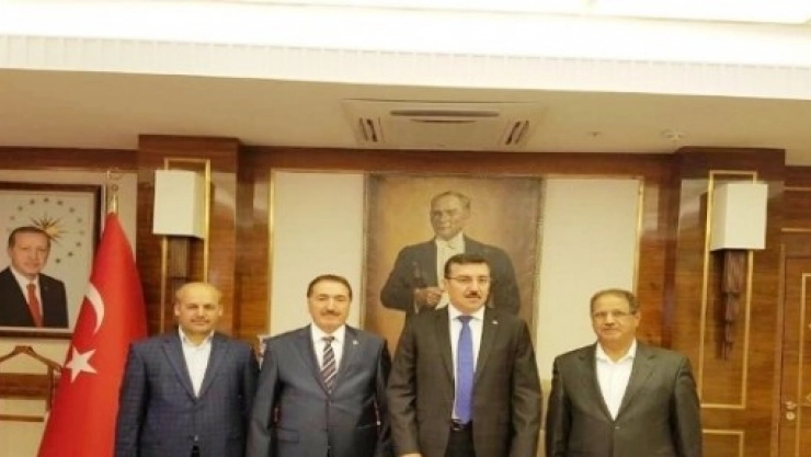 Bakan Tüfenkci'den Kale'ye Destek Sözü