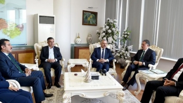 Bakanlardan, Büyükşehir Belediyesine Ziyaret
