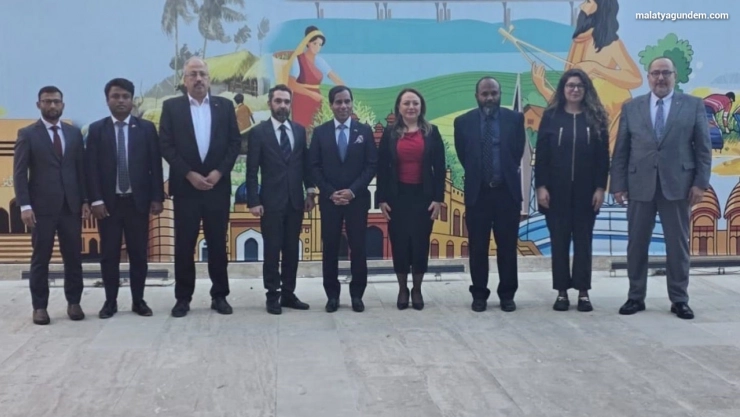 Bangladeş ile helal sağlık turizmi, termal yatırımlar, iş forumları gündemde