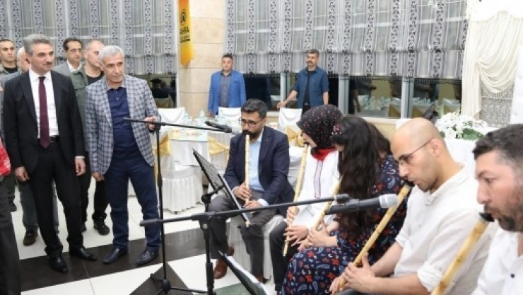  Baruş Ve Başkan Güder Vatandaşlarla İftarda Buluştu