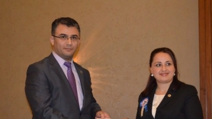 Başarılı Personele Belgeleri Verildi