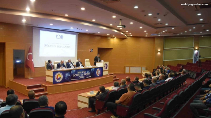 Başkan Sadıkoğlu: 'Rezerv Alan uygulaması belirsizliği artırıyor'