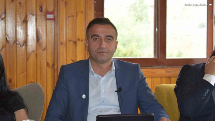 Başkan Ulutaş Yapılan hizmet ve projelerle takdir topluyor