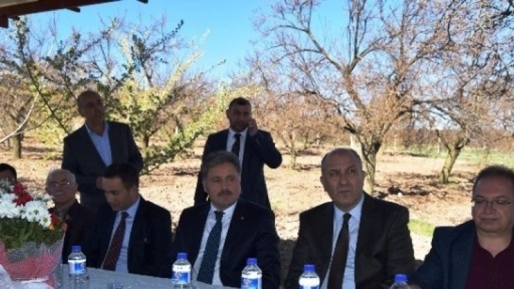 Başkan Çakır Akçadağ'da Muhtarlar İle Buluştu