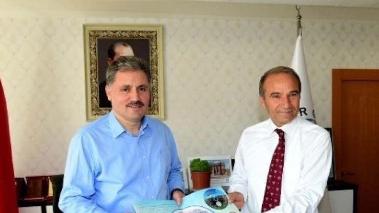 Başkan Çakır, Arguvan İlçesini Ziyaret Etti