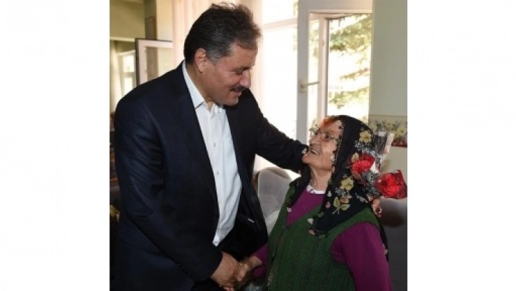 Başkan Çakır'ın, Anneler Günü Mesajı