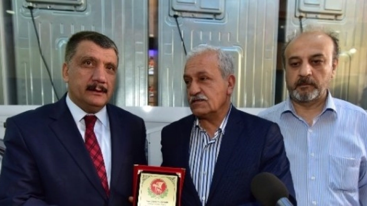 Başkan Gürkan, Çekirdek Pasajı Esnafları İle Bir Araya Geldi