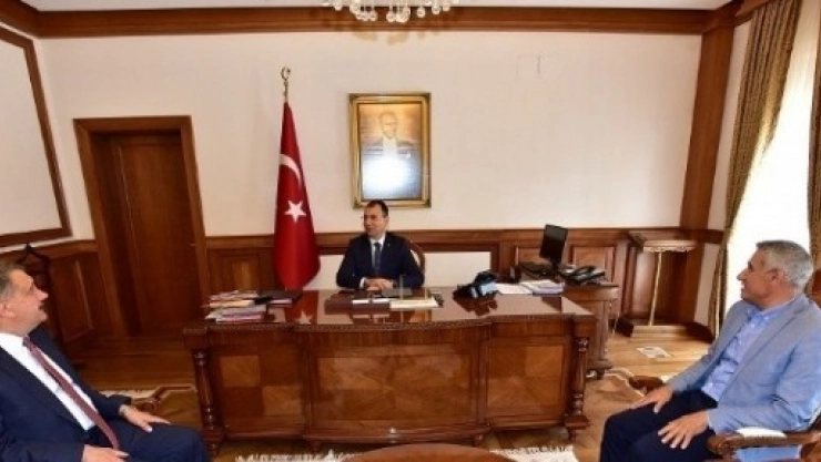 Başkan Gürkan, Malatya Valisi Toprak'ı Ziyaret Etti