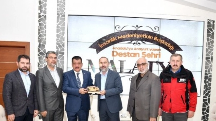 Gürkan'a Geçmiş Olsun Ziyaretinde Bulundular