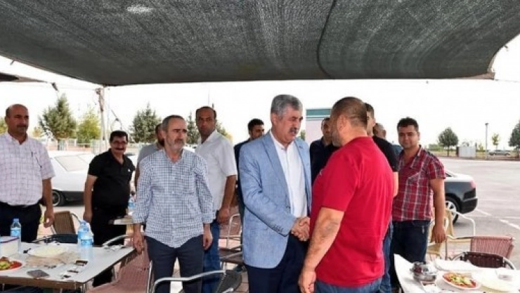 Polat Galericiler Sitesini Ziyaret Etti