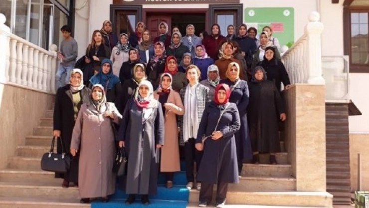Başkan Polat:'Albayrağımızın Alı Şehitlerimizin Kanıdır''