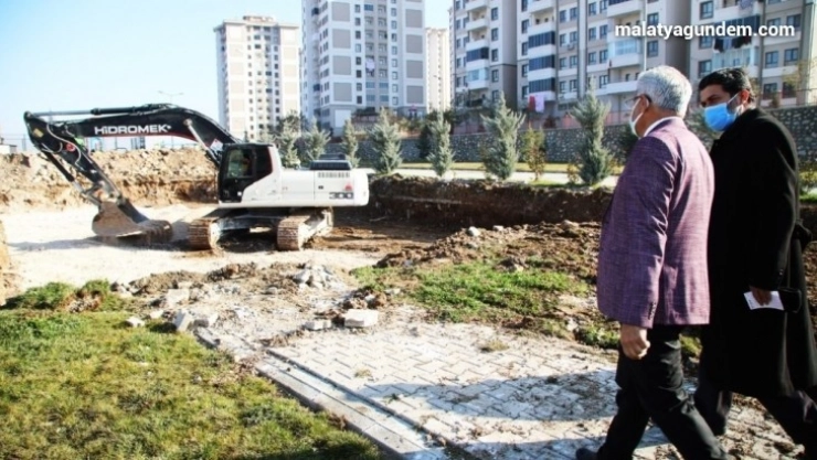 Battalgazi semt kütüphanesi için ilk kazma vuruldu