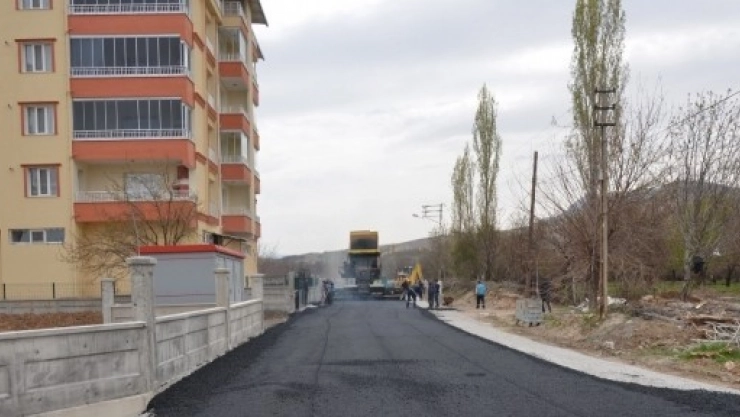 Battalgazi'de Asfaltlama Çalışması Devam Ediyor