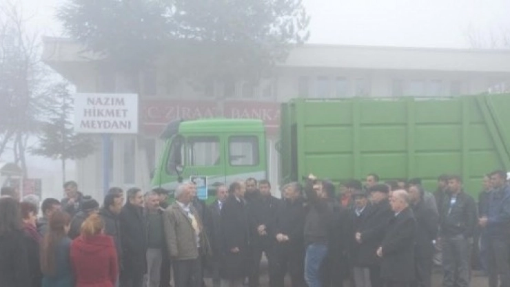 Beşiktaş Belediyesi'nden Arguvan'a Çöp Kamyonu Gönderildi