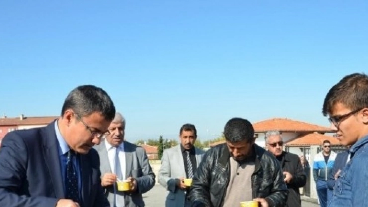Çarmuzu Ve Kiltepe'de Aşure Etkinliği Yapıldı