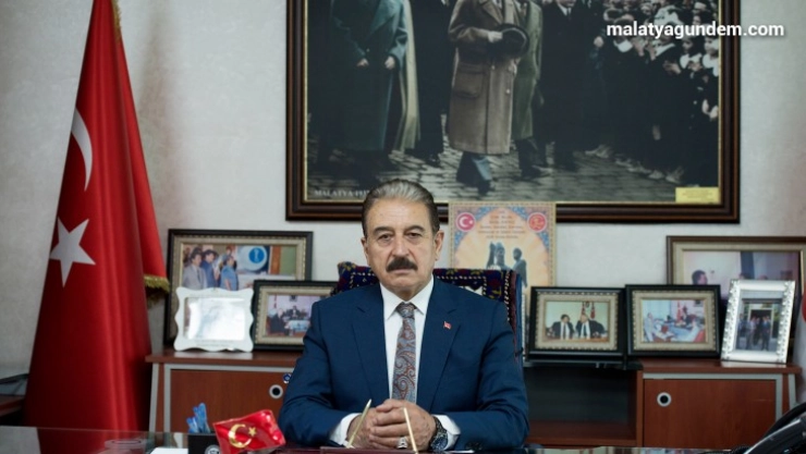 Cumhuriyet bağımsızlığımızdan ödün vermemek,dayatmalara boyun eğmemektir