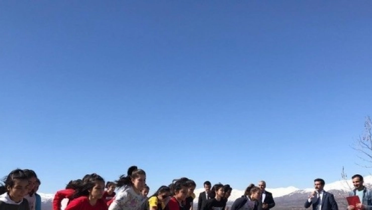 Doğanşehir'de Kros Yarışması Yapıldı