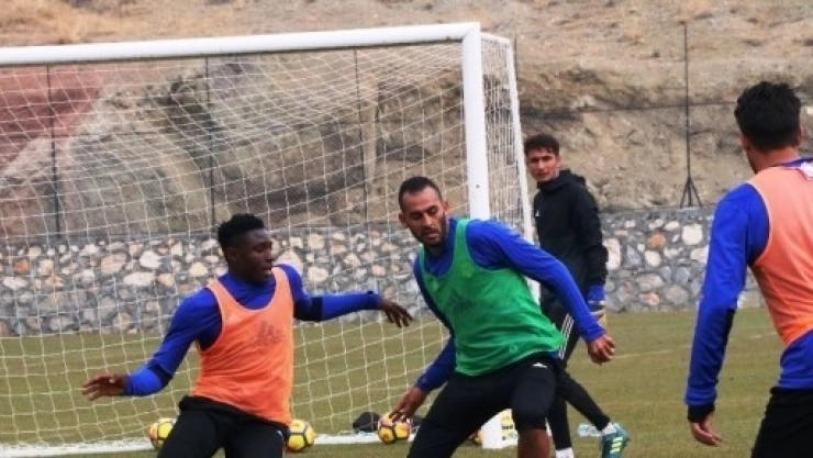 Beşiktaş Maçı Hazırlıkları Moralsiz Başladı