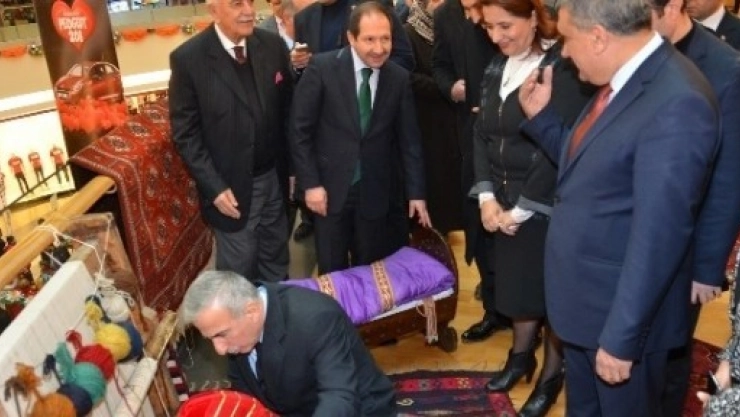 El Emeği, Göz Nuru Çalışmaları Sergisi Açıldı