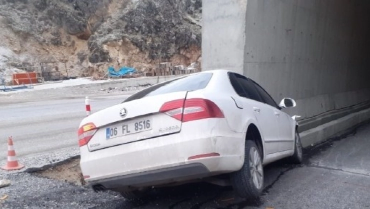 Erkenek Tüneli Girişinde Kaza: 3 Yaralı