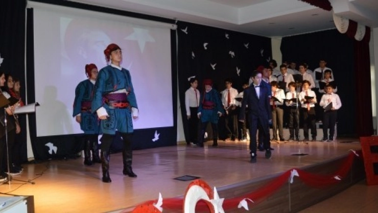Final Okulları'nda Cumhuriyet Coşkusu