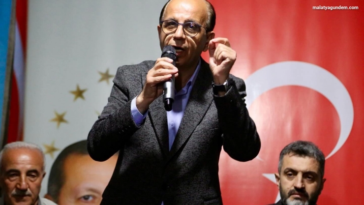 Geçit: 'Yeşilyurt'ta yolun altı ile üstünü eşitleyeceğiz'