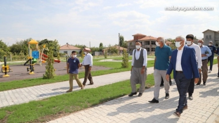 Güder: 'Başarının anahtarı daima hizmet, daima millet'