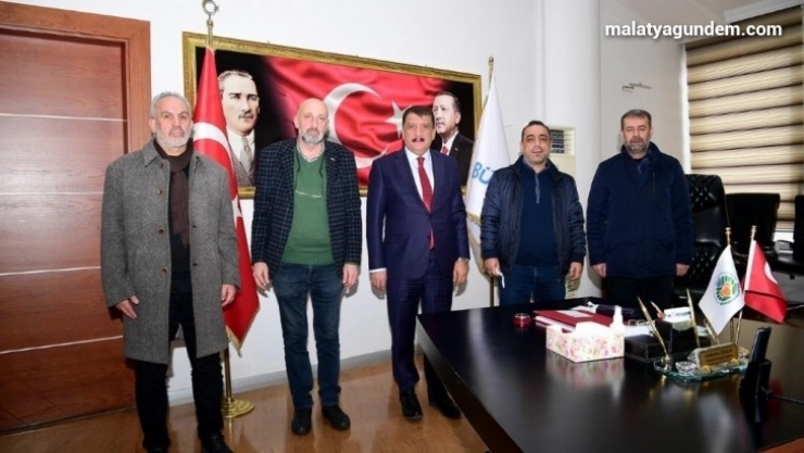 Gürkan'dan, medyanın şehrin gelişmesindeki rolüne vurgu