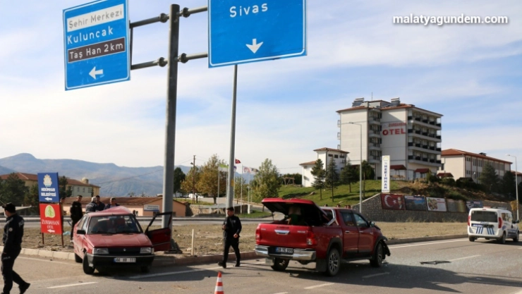 Hekimhan'da trafik kazası: 1 yaralı