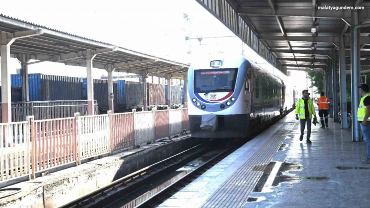 Hızlı tren ile Malatya-Ankara arasındaki mesafe 7 saate düşecek
