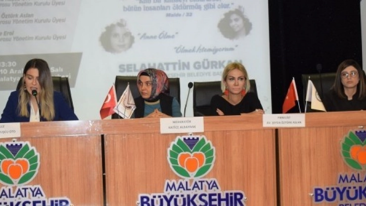 'İnsan Hakları' Paneli Düzenlendi
