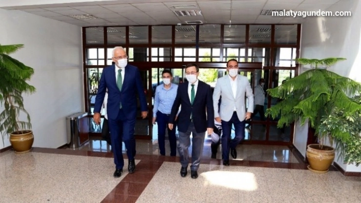 Kahtalı'dan Kızılay'a ikinci dönem de  destek